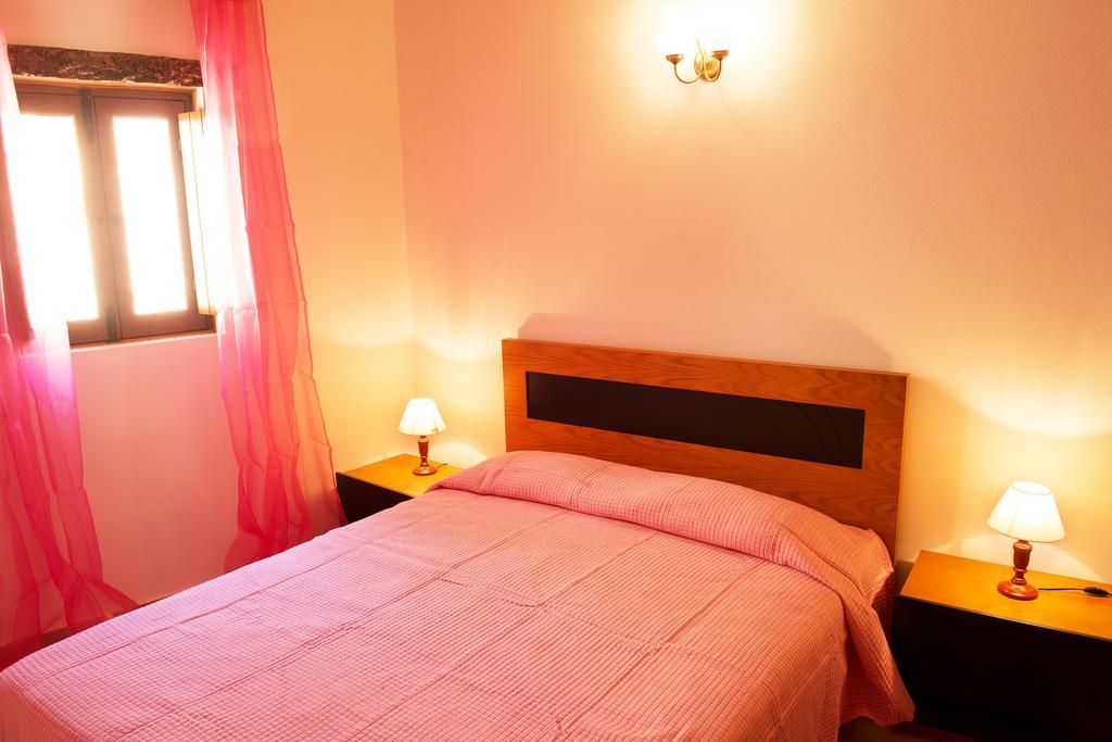 مونشيك Recanto Da Ribeira Casas De Campo الغرفة الصورة